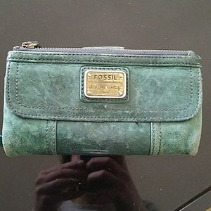 fossil wallet